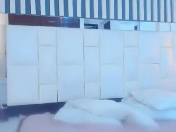 Paola_zapata  live sex cam