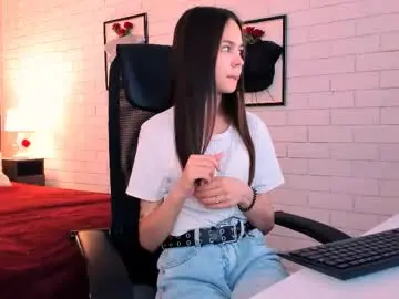 Ulianeer  live sex cam