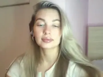 Viraya  live sex cam