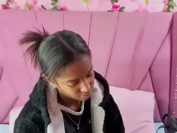 Angeyapetite  live sex cam