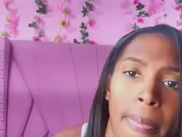 Angeyapetite  live sex cam