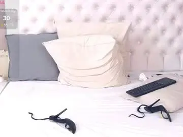 Claragarner  live sex cam