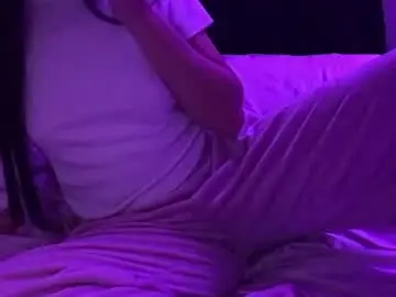 Elifeetgoddess  live sex cam
