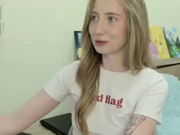 Leona_vixen  live sex cam