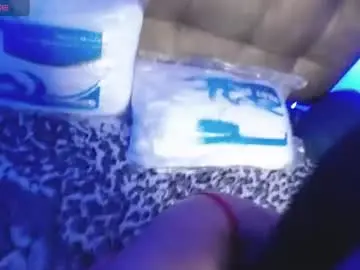 Mila_smtht  live sex cam