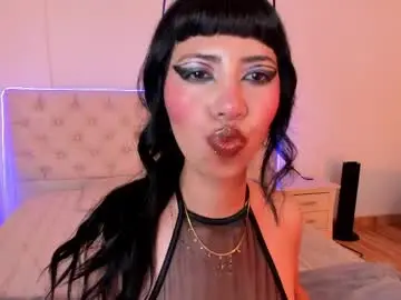 Nina_fooxxx1  live sex cam