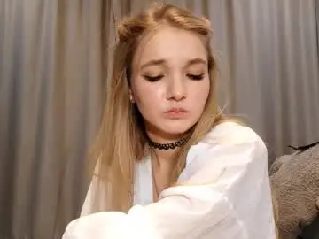 Redhairperformance  live sex cam