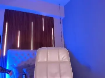 Samabiecrussie  live sex cam