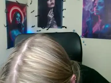 Stranger_giirl  live sex cam