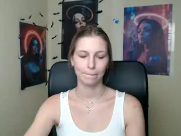 Stranger_giirl  live sex cam