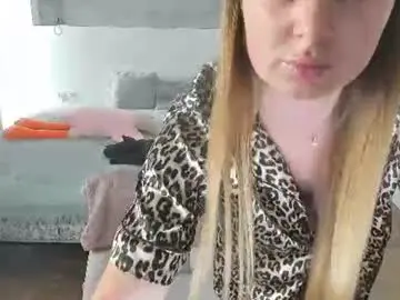 Ariymil  live sex cam