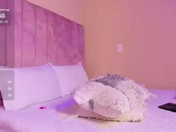 Ashley_beaomunt  live sex cam