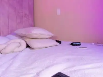 Ashley_beaomunt  live sex cam