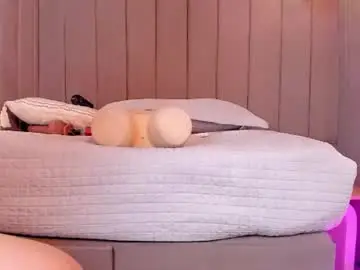 Ashley_beaomunt  live sex cam