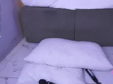 Ashley_beaomunt  live sex cam