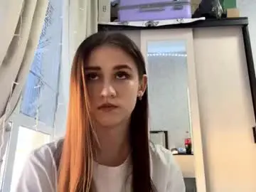 Coraleegaler  live sex cam