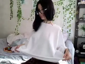 Donnahinnes  live sex cam