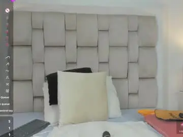 Frehia_dimou  live sex cam