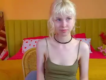 Hannahhollis  live sex cam