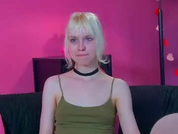 Hannahhollis  live sex cam