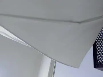 Isa_69hot  live sex cam