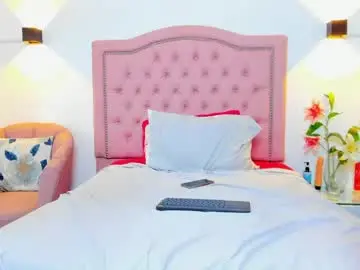 Paulinavera  live sex cam