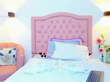 Paulinavera  live sex cam