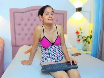 Paulinavera  live sex cam