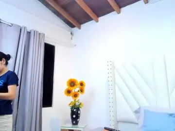 Paulinavera  live sex cam