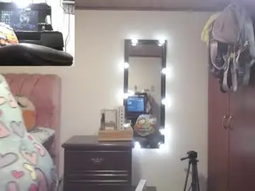 Zoe_hotxxx  live sex cam