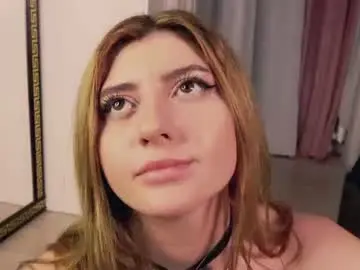 Aliyv  live sex cam