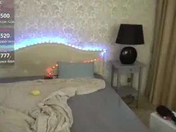 Crystall_bliss  live sex cam