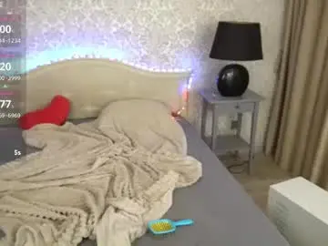 Crystall_bliss  live sex cam