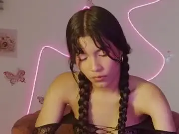 Daviana_hill_  live sex cam