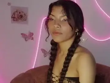 Daviana_hill_  live sex cam