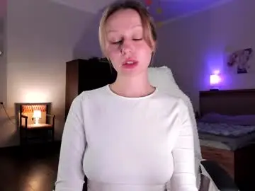 Em_emilie  live sex cam