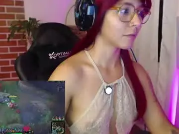 Gaia_333  live sex cam