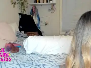 Lilmamidaisy  live sex cam