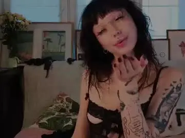 Louieserfass  live sex cam