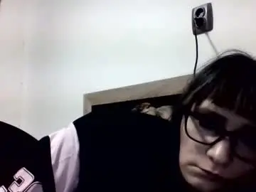 Merla236689  live sex cam