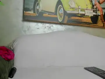 Mollyfluff  live sex cam