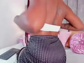 Rubycrox  live sex cam
