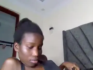 Sexy_petittie  live sex cam