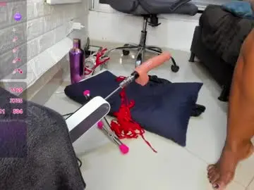 Sheyla__ebony  live sex cam