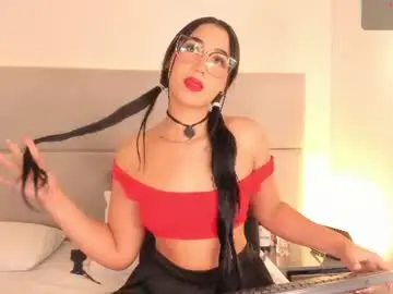 Valkyria_storm  live sex cam