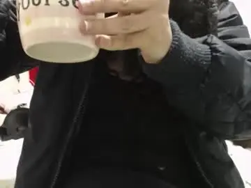 Vivian_walt_  live sex cam