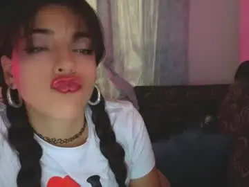 Xxmaggieeexx  live sex cam