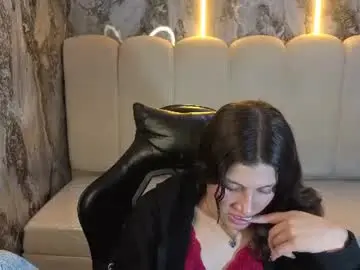 Blonde_doll_v  live sex cam