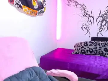 Dollmeow  live sex cam
