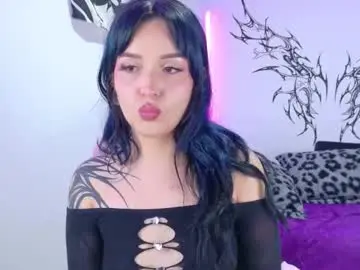 Dollmeow  live sex cam
